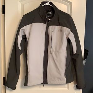 COPY - Men’s small North Face Apex Bionic